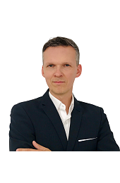 mariusz szyrski.png